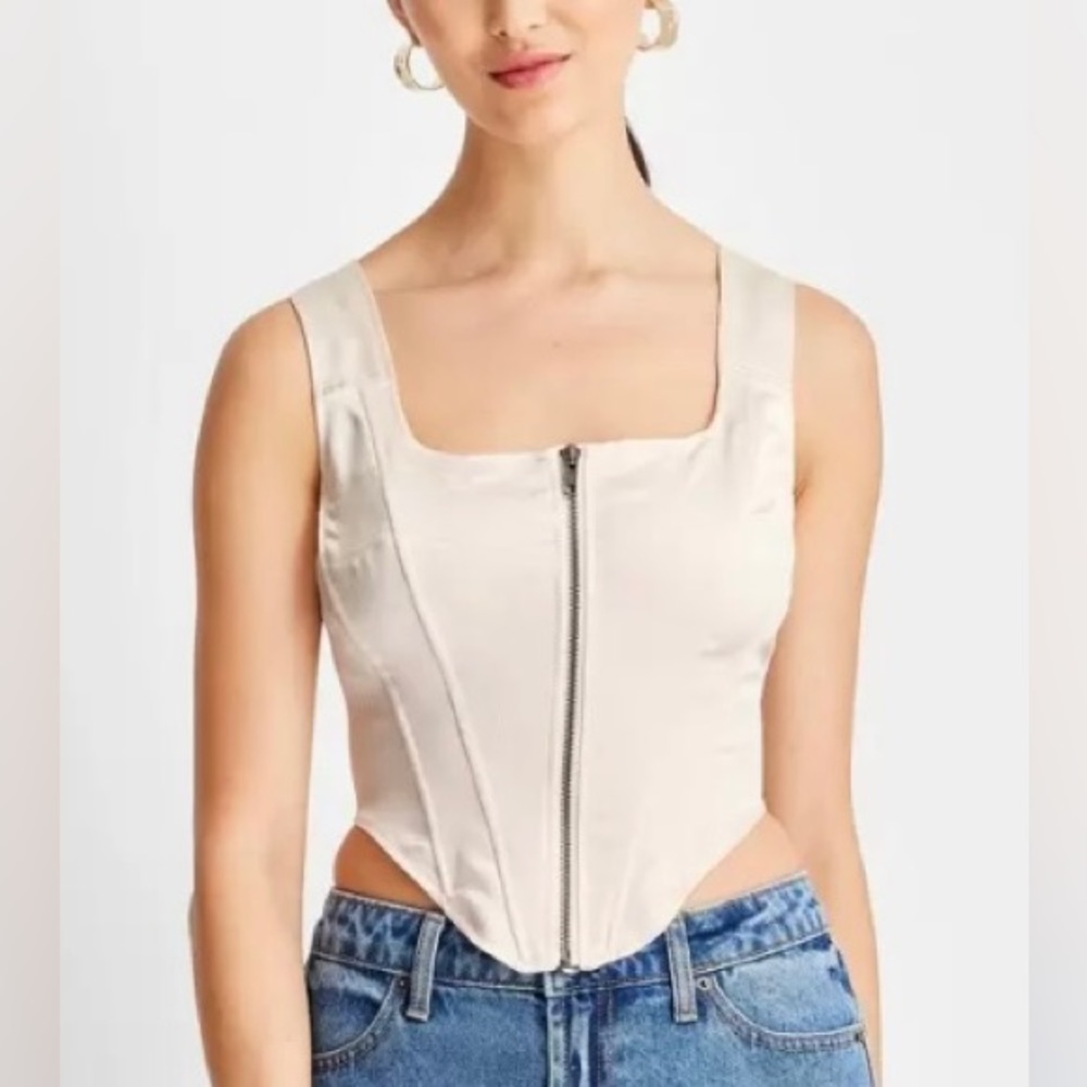 🪩 NWT! Cream Satin Zip Front Bustier Top